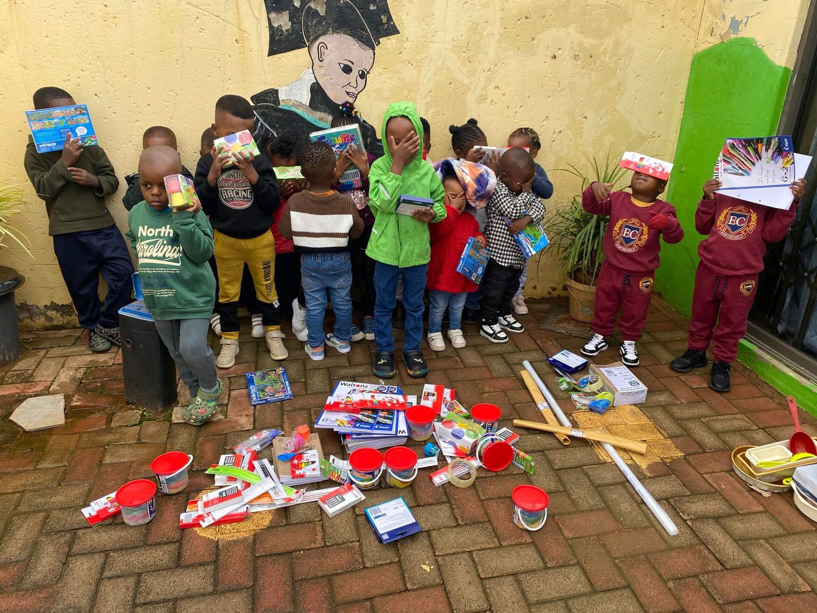 Children during meal times